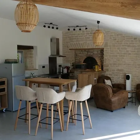 In Equestrian Verdille