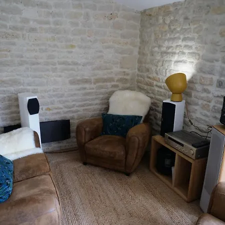 펜션 In Equestrian Verdille